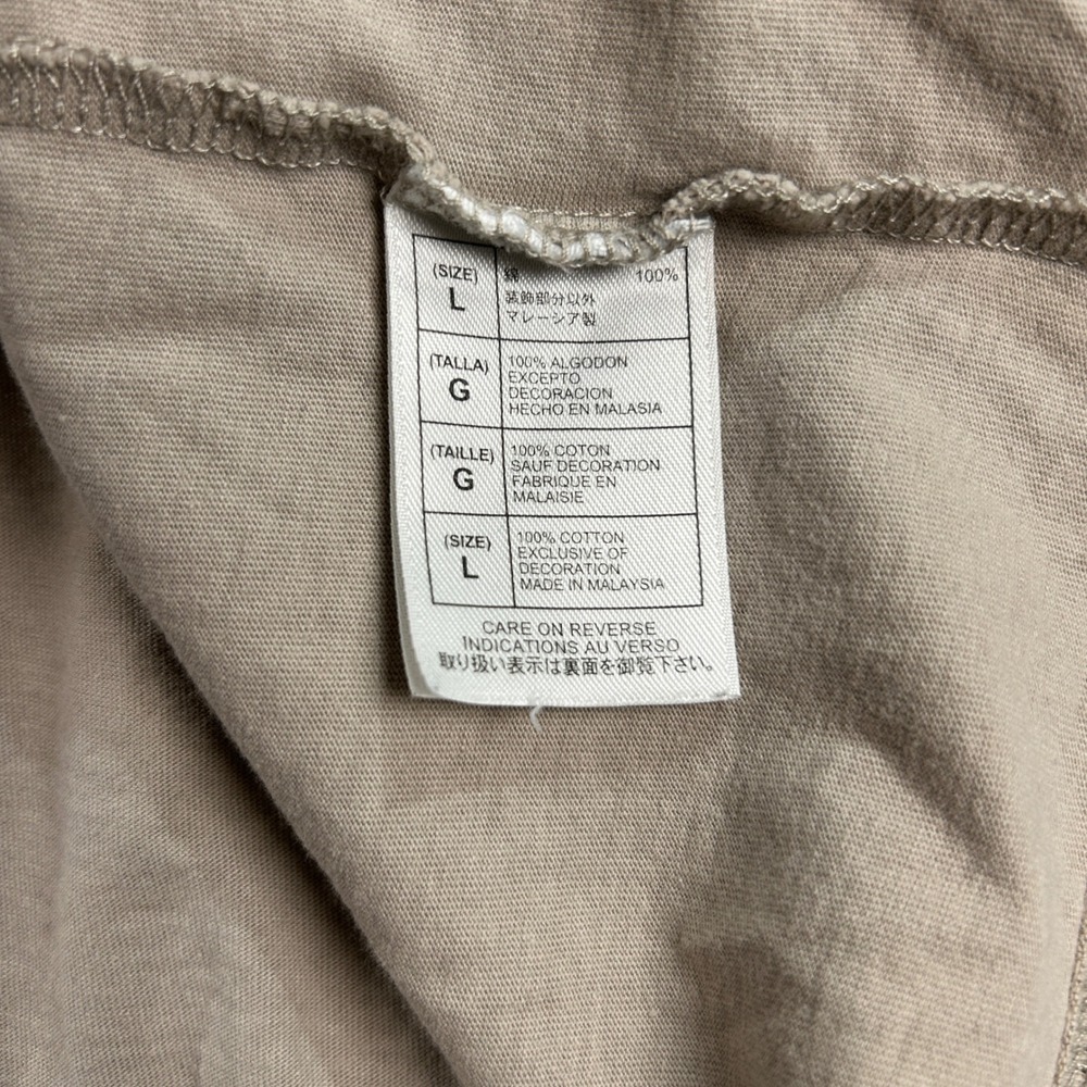 Disney Parks Pirates of the Caribbean Skeleton Graphic Polo Shirt Tan Mens L - Picture 6 of 8